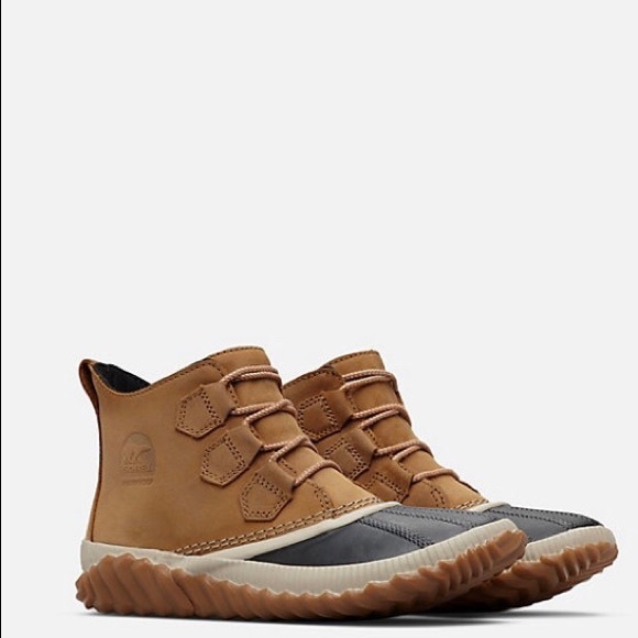 NEW Sorel Out N’ About Plus Boot - Women’s size 6 - Picture 3 of 3